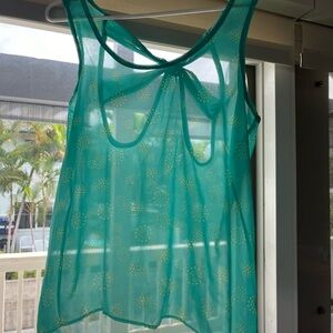 Lightweight, beautiful, sheer tank top. Med